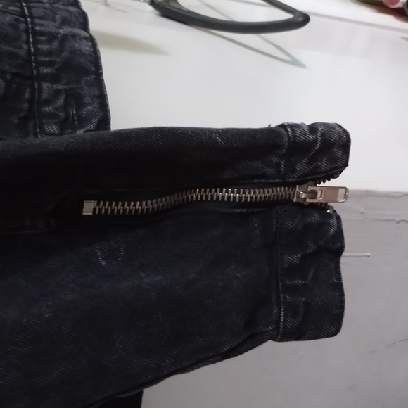 Men's used good condition denim jacket, - Picture 9 of 10